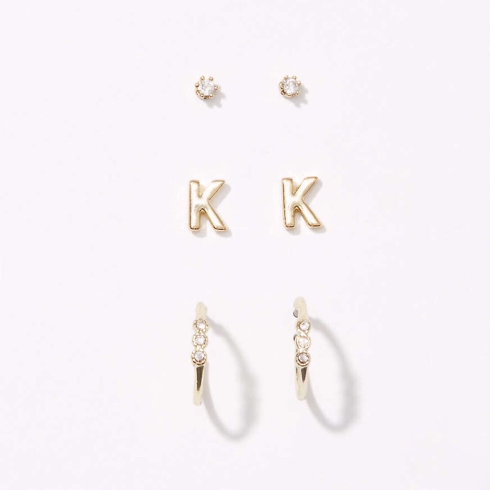 🌿 NWT LOFT K initial delicate gold earring trio
